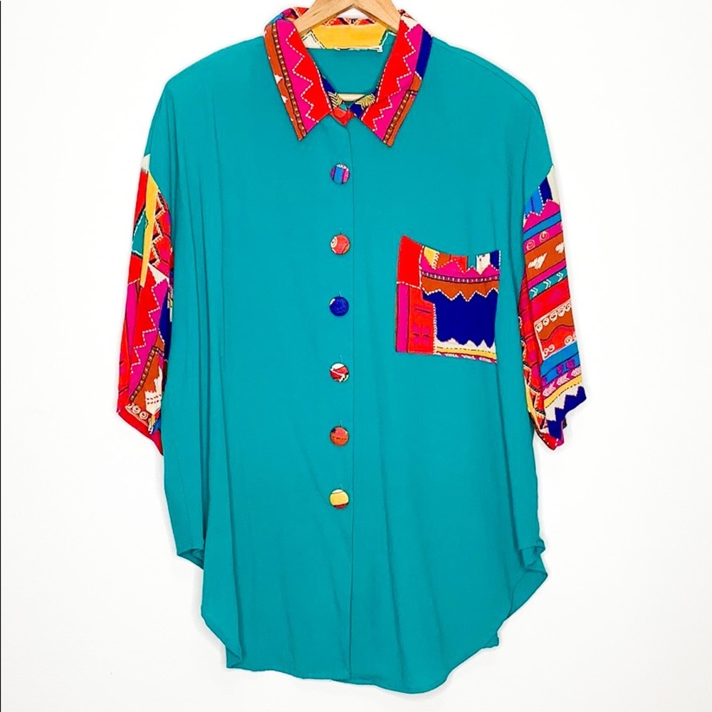 C.M Shapes | Womans top | EUC